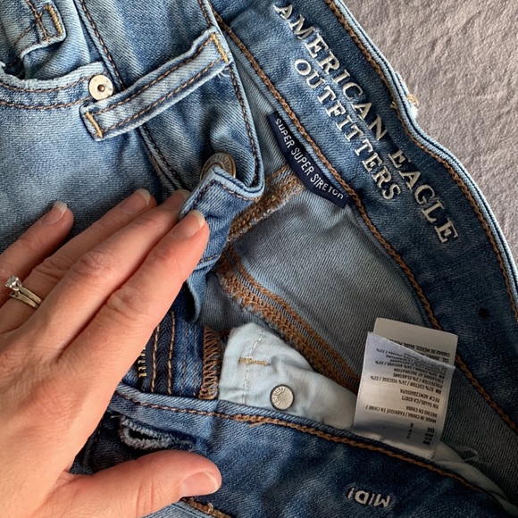 American Eagle MIDI shorts - Picture 2 of 3